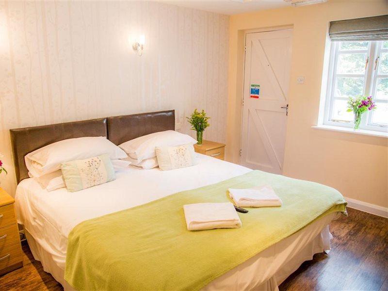 Stay And Relax At The Yew Tree Manuden المظهر الخارجي الصورة