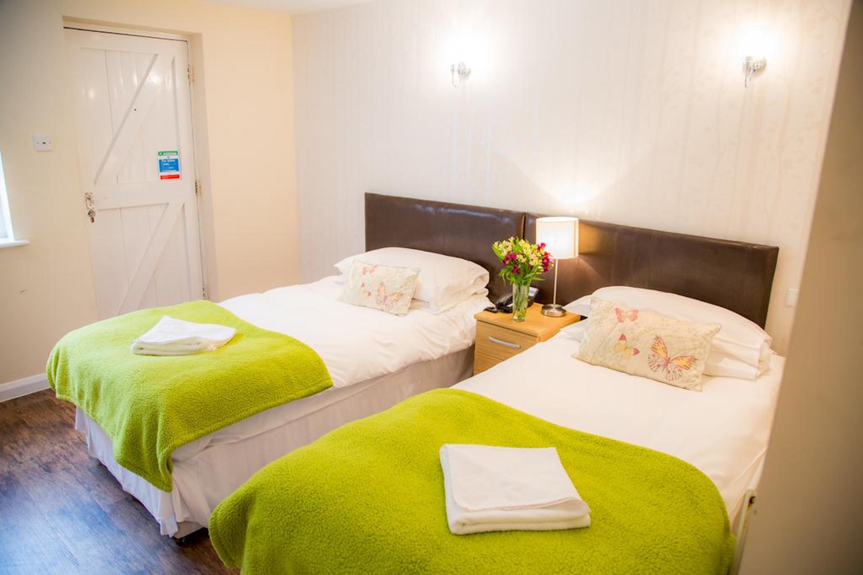 Stay And Relax At The Yew Tree Manuden المظهر الخارجي الصورة