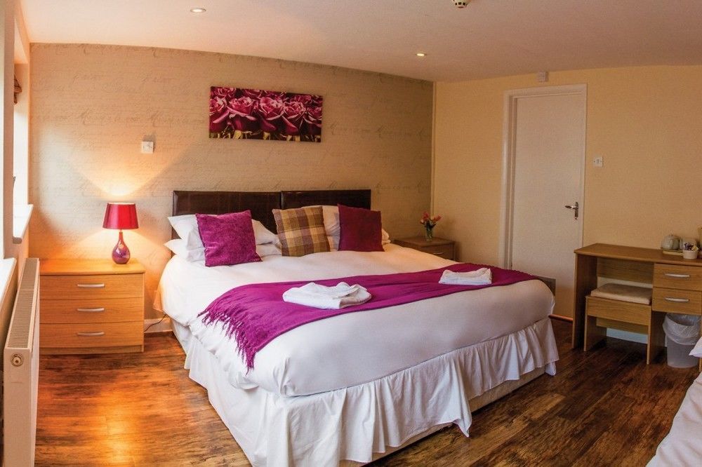 Stay And Relax At The Yew Tree Manuden المظهر الخارجي الصورة